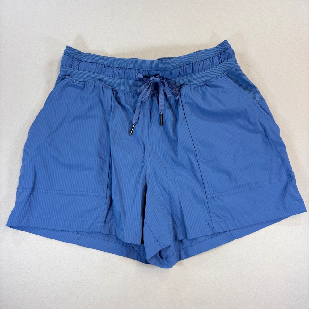 Lululemon Dance Studio Short Women 6 Blue Hiking Athleisure Training Running